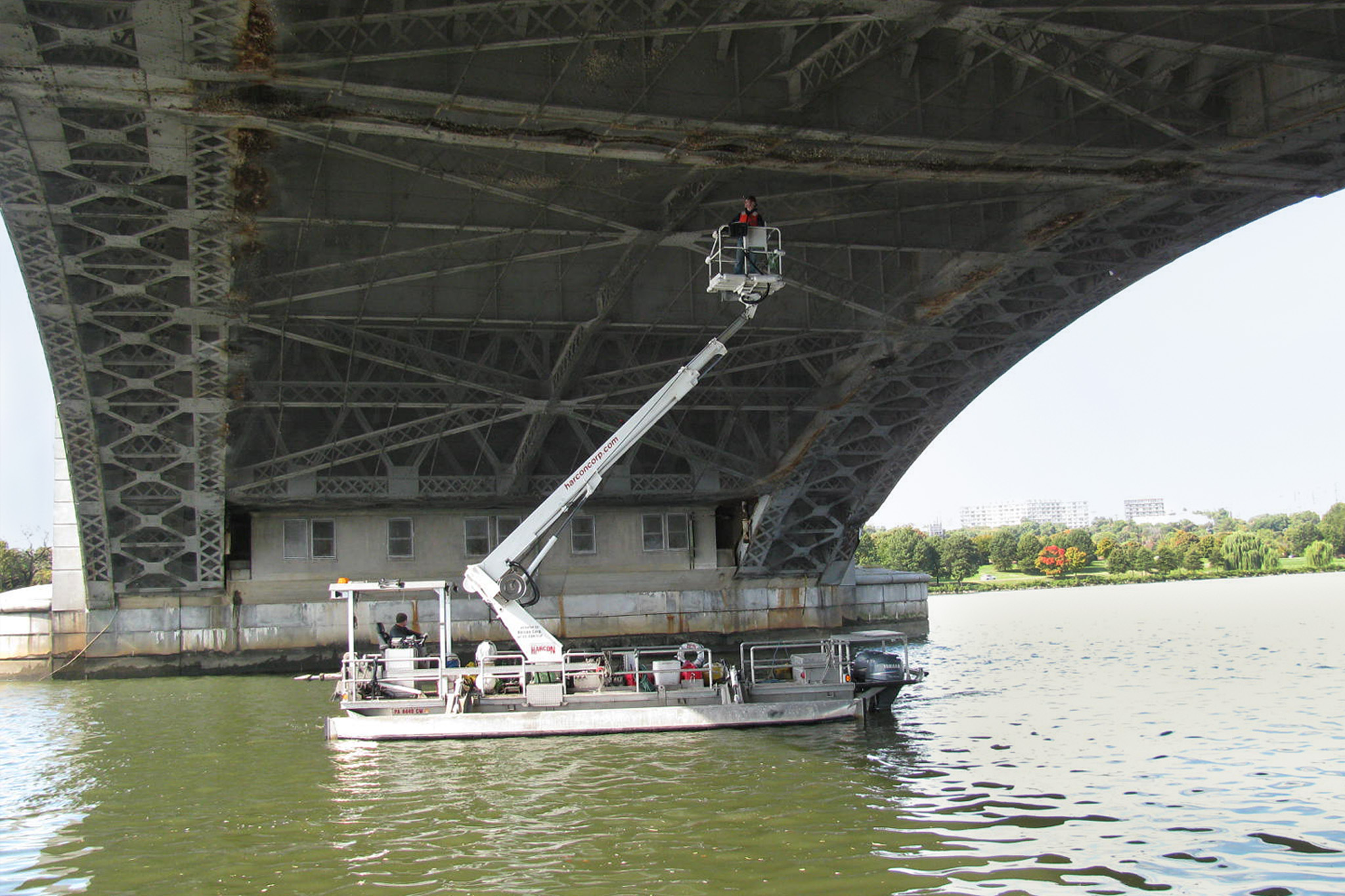 Bridge Inspection by Top Bridge Inspectors
